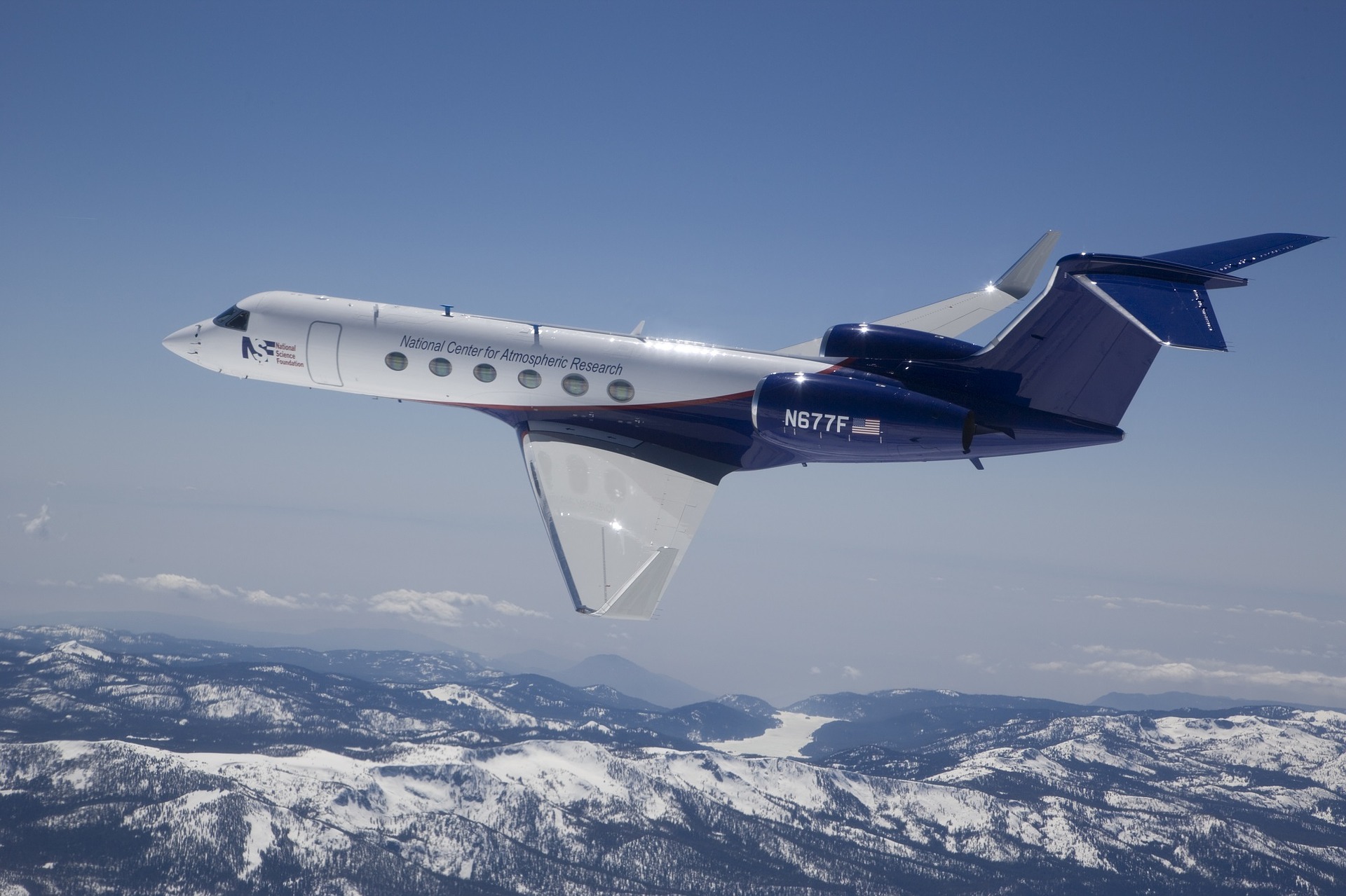 gulfstream-v-885904_1920
